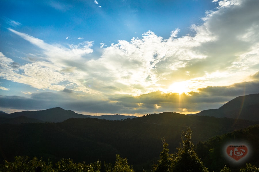 %e3%82%b3%e3%82%b9%e3%83%a2%e3%82%b9%ef%bc%92-min