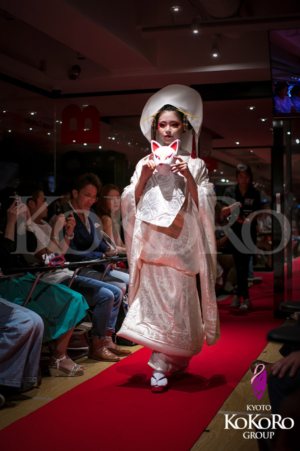 狐の嫁入り上羽絵惣