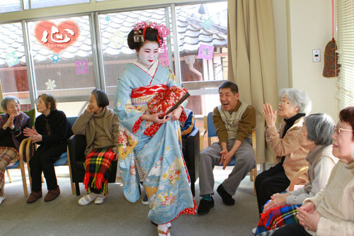 舞妓体験ボランティア